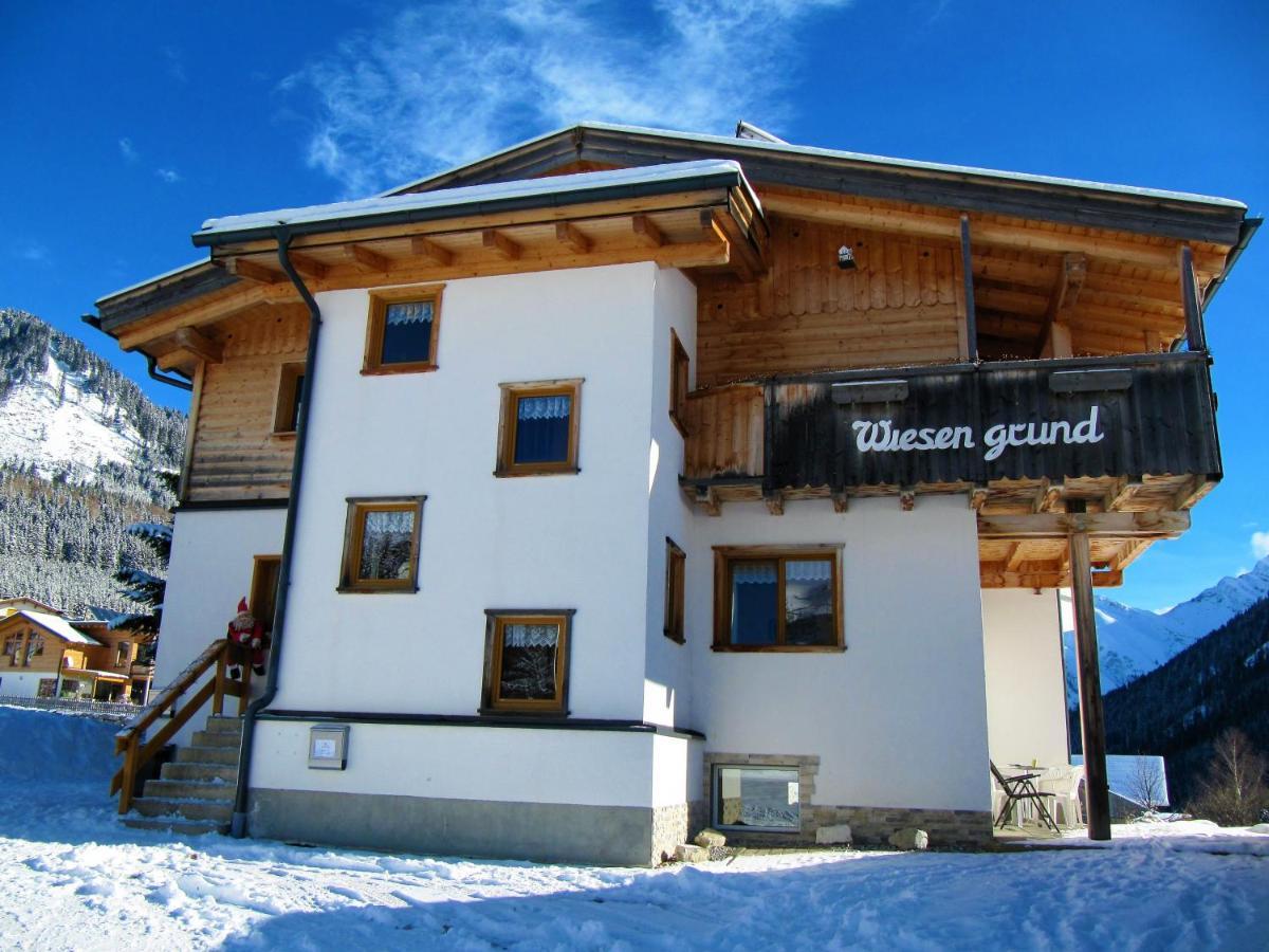 Aparthotels Berwang / Haus Wiesengrund Exterior foto